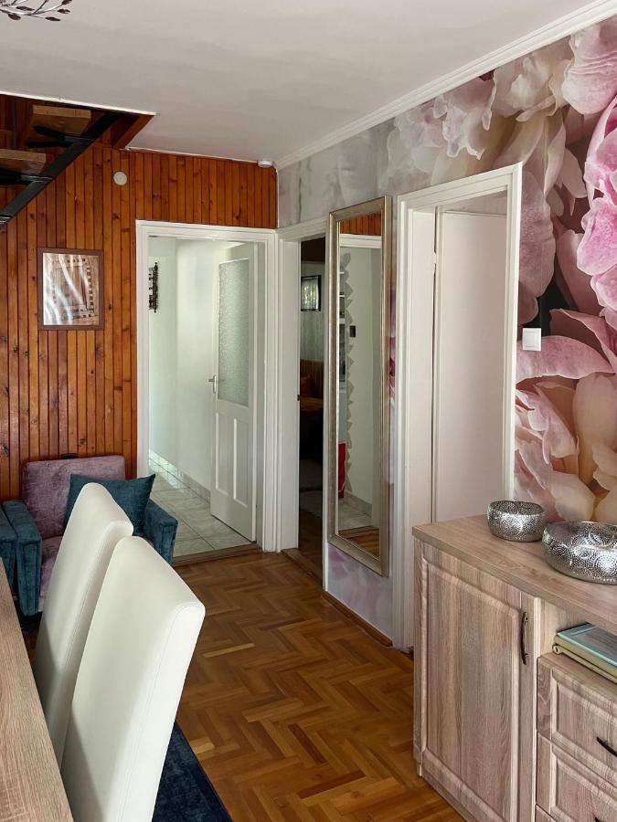 Rozsa Nyaralohaz Villa บาลาตงโบกลาร์ ภายนอก รูปภาพ