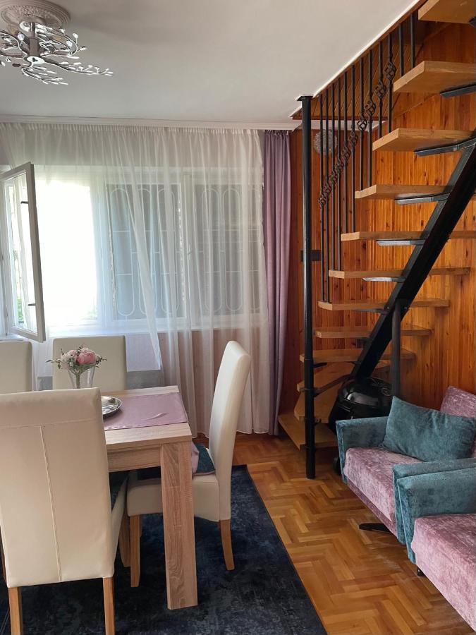 Rozsa Nyaralohaz Villa บาลาตงโบกลาร์ ภายนอก รูปภาพ