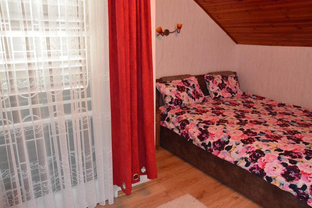 Rozsa Nyaralohaz Villa บาลาตงโบกลาร์ ภายนอก รูปภาพ