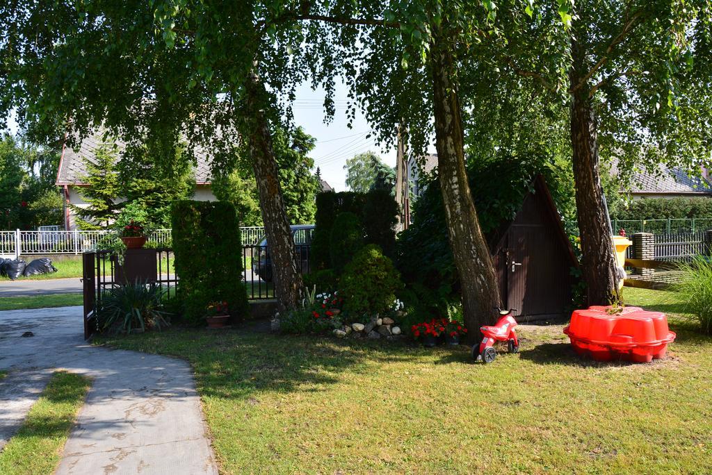 Rozsa Nyaralohaz Villa บาลาตงโบกลาร์ ภายนอก รูปภาพ